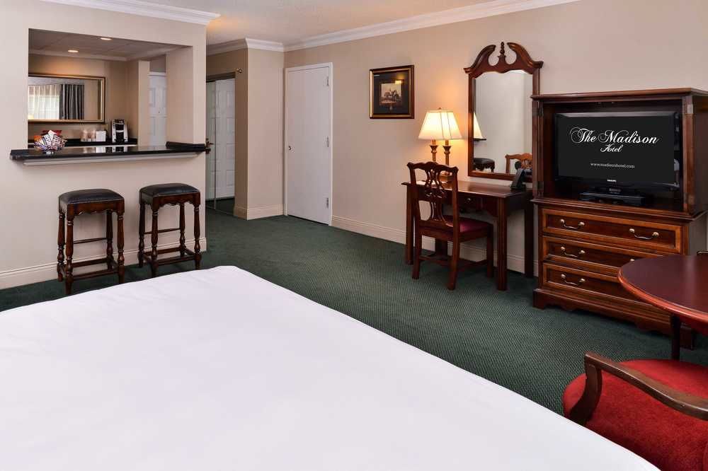 The Madison Hotel Morristown Extérieur photo